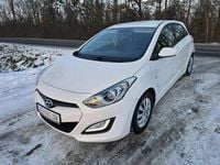 Używany Hyundai i30 99 KM (72 kW) 2014 Biały Hatchback