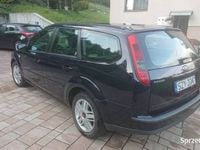 Używany Ford Focus 2005 Granatowy Kombi