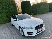 Używany Jaguar XF 247 KM (181 kW) 2019 Biały Sedan/Limuzyna