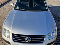 Używany VW Passat 2002 Srebrny Sedan/Limuzyna