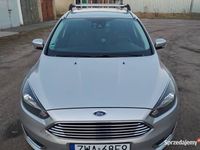 Używany Ford Focus 2017 Srebrny Kombi