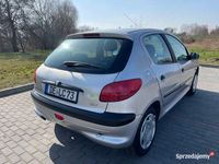 używany Peugeot 206 1.4 Benzyna, 125 tys km, Klimatyzacja, 5 Drzwi