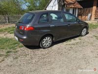 używany Fiat Croma 1.9 JTD 2006 Rok