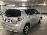 używany Toyota Verso 2.0 D4D