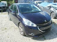 Używany Peugeot 208 120 KM (88 kW) 2014 Niebieski Hatchback