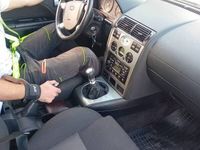 Używany Ford Mondeo 2002 Brązowy Hatchback