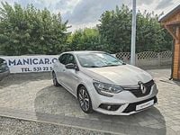 Używany Renault Mégane IV 132 KM (97 kW) 2018 Srebrny (metalik) Sedan/Limuzyna