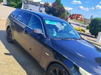 Używany BMW 530 2004 Czarny Kombi