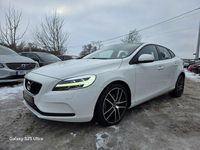 Używany Volvo V40 120 KM (88 kW) 2017 Biały Hatchback