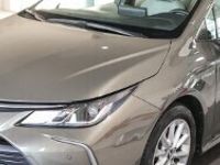 Używany Toyota Corolla Comfort 122 KM (89 kW) 2019 Szary Sedan/Limuzyna