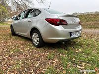 używany Opel Astra 2018 Sedan 1.4 + LPG ekonomiczny niezawodny