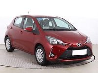 Używany Toyota Yaris 112 KM (82 kW) 2017 Czerwony Hatchback