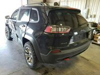 używany Jeep Cherokee 3.2dm 271KM 2020r. 30 400km