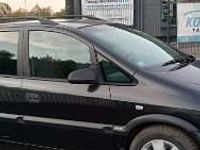 używany Opel Zafira A