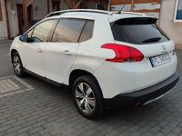 używany Peugeot 2008 1,6 ehdi Biała Perła