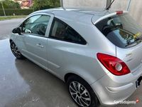 używany Opel Corsa D 1.2 benzyna pierwszy właściciel w kraju