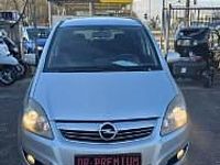 Używany Opel Zafira 110 KM (80 kW) 2010 Srebrny (metalik) Minivan