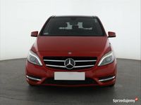 Używany Mercedes B200 2012 Czerwony Minivan