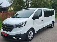 Używany Renault Trafic 150 KM (110 kW) 2022 Zielony Minivan