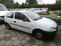 używany Opel Corsa 1.2dm 70KM 2001r. 133 000km