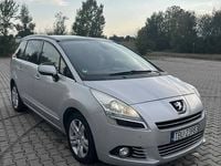 Używany Peugeot 5008 2012 Srebrny Minivan