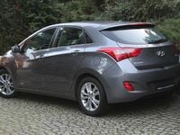 Używany Hyundai i30 101 KM (74 kW) 2014 Szary Hatchback