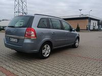 używany Opel Zafira 2008r Lift