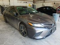 Używany Toyota Camry 208 KM (152 kW) 2019 Szary Sedan/Limuzyna