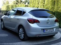 używany Opel Astra 1.4dm 140KM 2010r. 155 000km