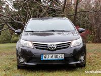 używany Toyota Avensis Kombi 2.0 D4D 2013r Kombi salon Polska