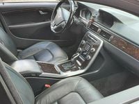 Używany Volvo XC70 Inscription 215 KM (158 kW) 2016 Złoty Kombi