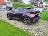 używany Toyota C-HR 1.8dm 140KM 2024r. 24 900km