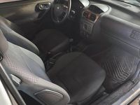 Używany Opel Corsa 2002 Srebrny Hatchback