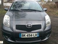 Używany Toyota Yaris 87 KM (63 kW) 2007 Fioletowy (metalik) Hatchback