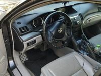 Używany Honda Accord 2009 Brązowobeżowy Sedan/Limuzyna