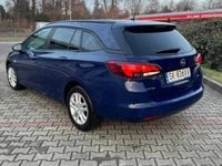 Używany Opel Astra 2017 Granatowy Kombi