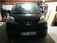 Używany Peugeot 107 68 KM (50 kW) 2006 Czarny Hatchback