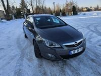 używany Opel Astra 6dm 180KM 2010r. 227 000km