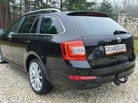 Używany Skoda Octavia Elegance 105 KM (77 kW) 2014 Czarny Kombi