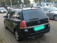 Używany Opel Zafira 2006 Czarny Minivan