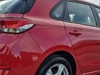 Używany Hyundai i30 110 KM (80 kW) 2020 Czerwony Hatchback