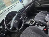 Używany VW Passat 2001 Zielony Sedan/Limuzyna