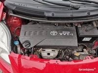 Używany Toyota Yaris 2009 Czerwony Hatchback