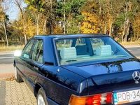 Używany Mercedes 190 1993 Fioletowy Sedan/Limuzyna