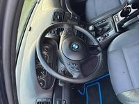 Używany BMW 320 Lifestyle 2003 Granatowy Kombi