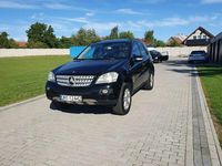 Używany Mercedes ML320 225 KM (165 kW) 2007 Czarny SUV