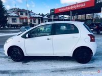 używany Toyota Yaris II / 1.0VVT-i / 69KM / Biały., akrylowy.,