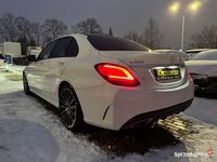 używany Mercedes C300 2019