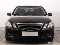 Używany Mercedes E200 2011 Czarny Sedan/Limuzyna