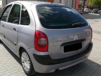 używany Citroën Xsara Picasso 1.8dm 116KM 2005r. 199 000km